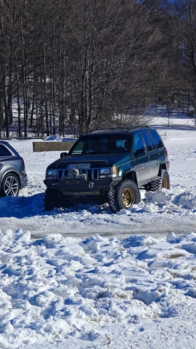 Jeep Grand cherokee 5.2 ръчка, газ, снимка 1