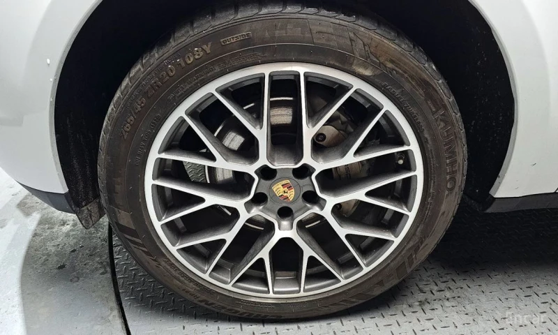 Porsche Macan, снимка 5 - Автомобили и джипове - 53534201
