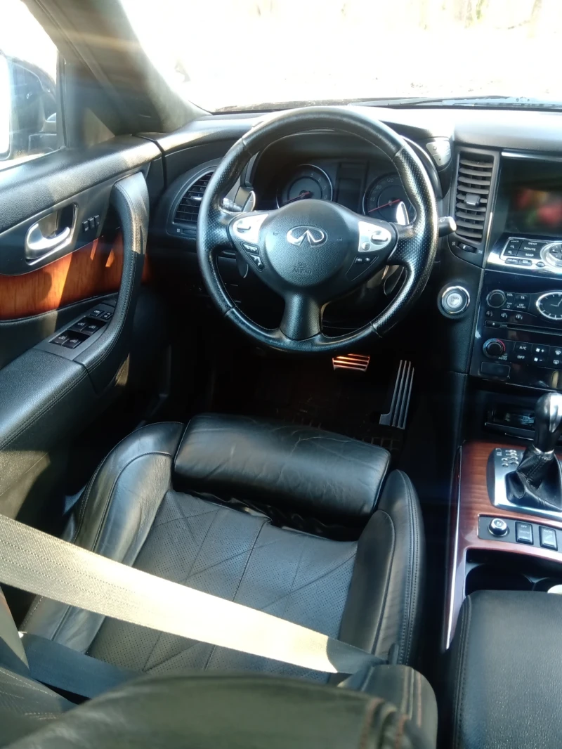 Infiniti Fx 37 3.7 S Europe 360 camera, снимка 9 - Автомобили и джипове - 53568943