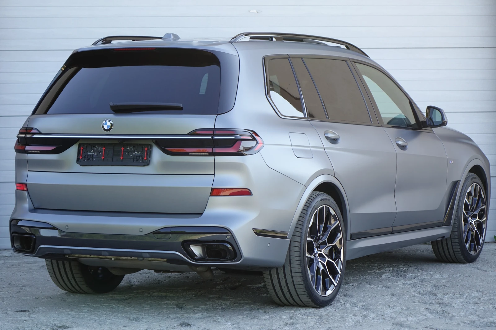 BMW X7 40d xDrive * M Sport+ * CARBON* INDIVIDUAL*  - изображение 9