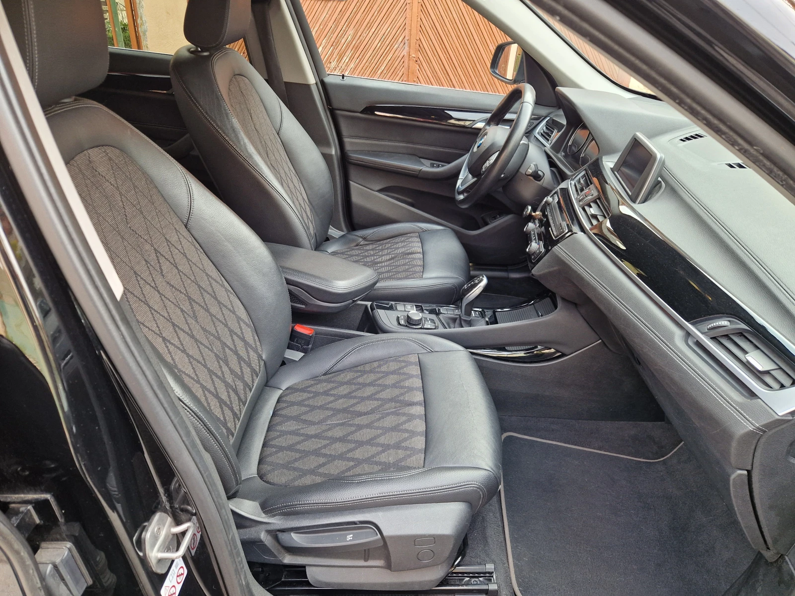 BMW X1 x-Line, снимка 10 - Автомобили и джипове - 52828663