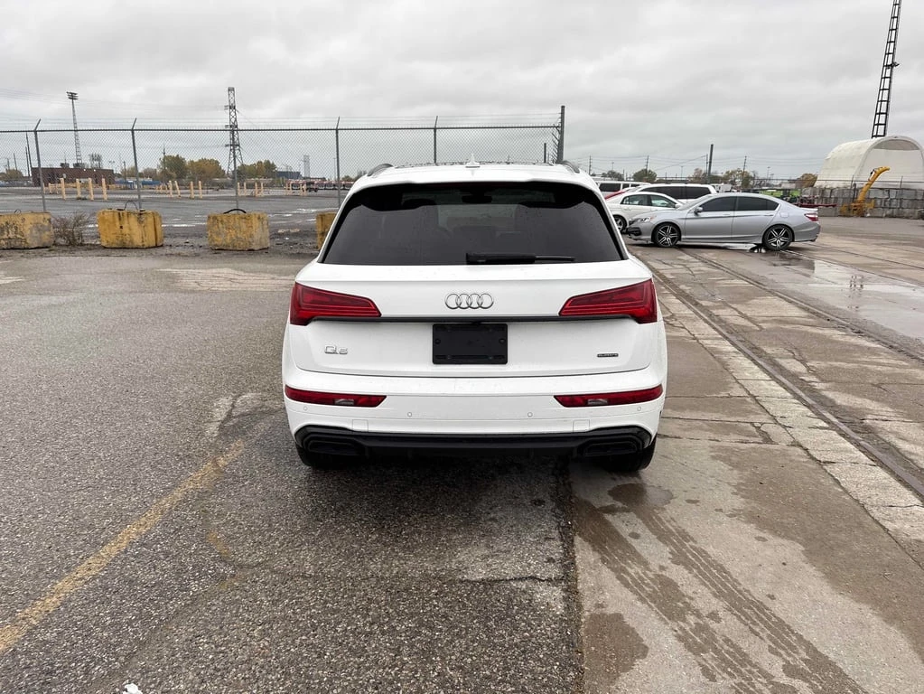 Audi Q5 * Technik * CARFAX * БЕЗ ПЪРВОНАЧАЛНА ВНОСКА - изображение 4