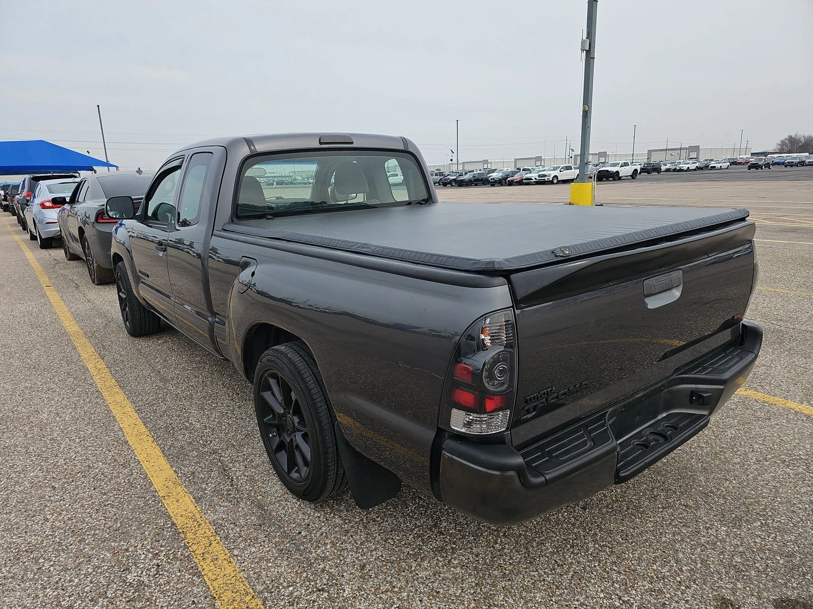 Toyota Tacoma  - изображение 6