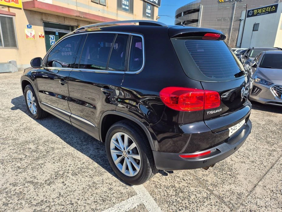 VW Tiguan  - изображение 2