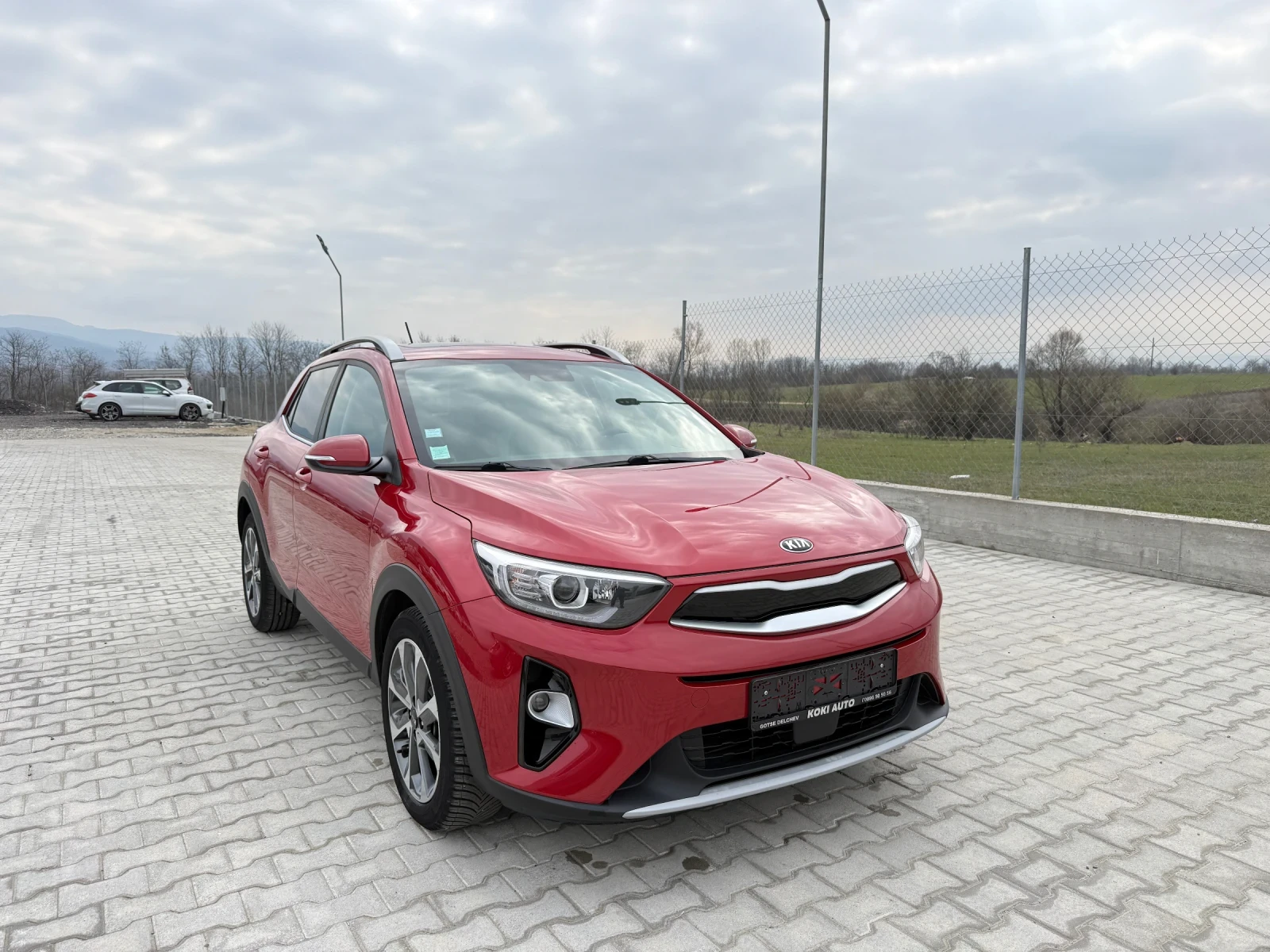 Kia Stonic 1.6 CRDI NAVI  CAMERA , снимка 8 - Автомобили и джипове - 53873333