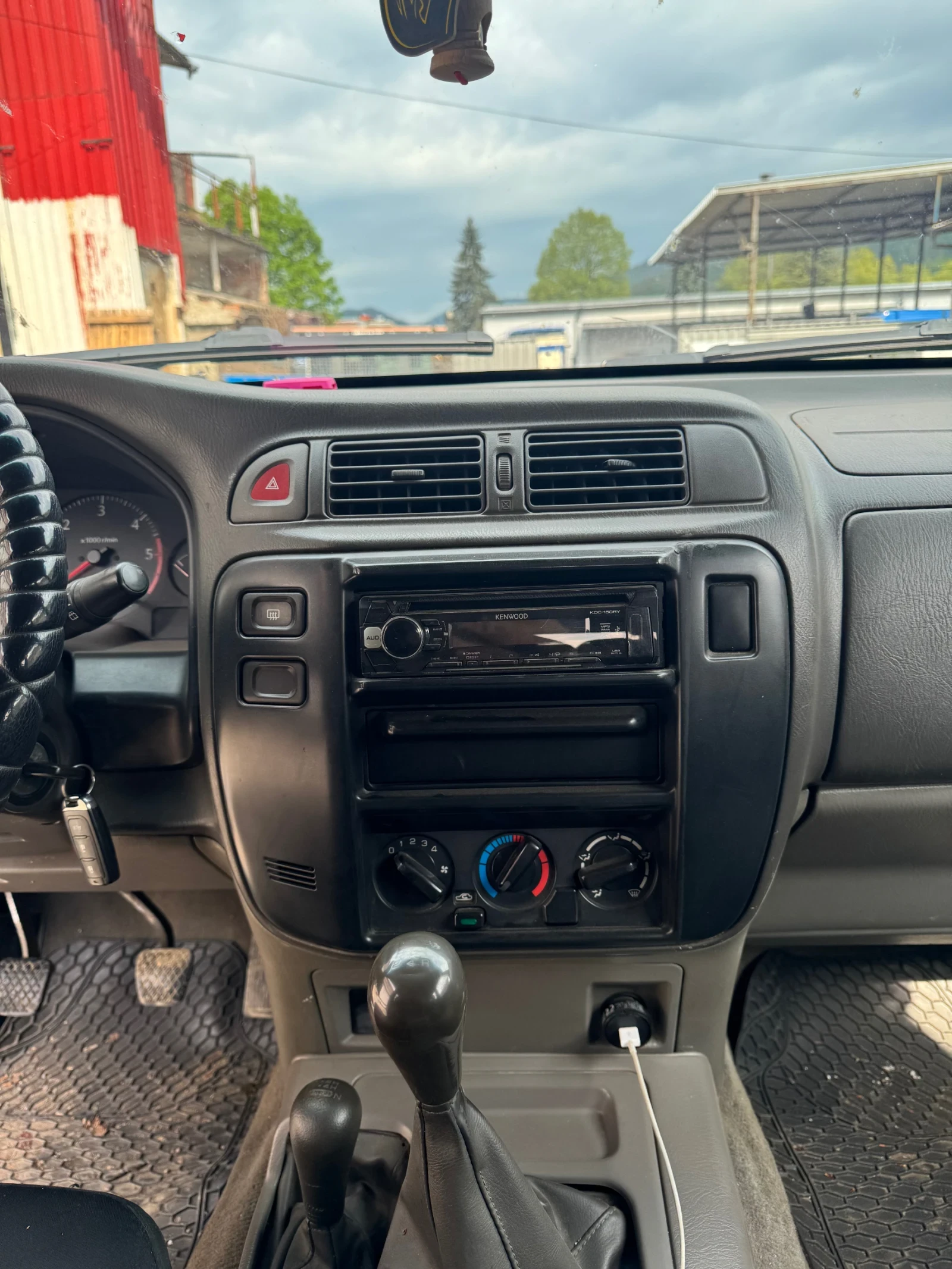 Nissan Patrol GR, снимка 12 - Автомобили и джипове - 54354323