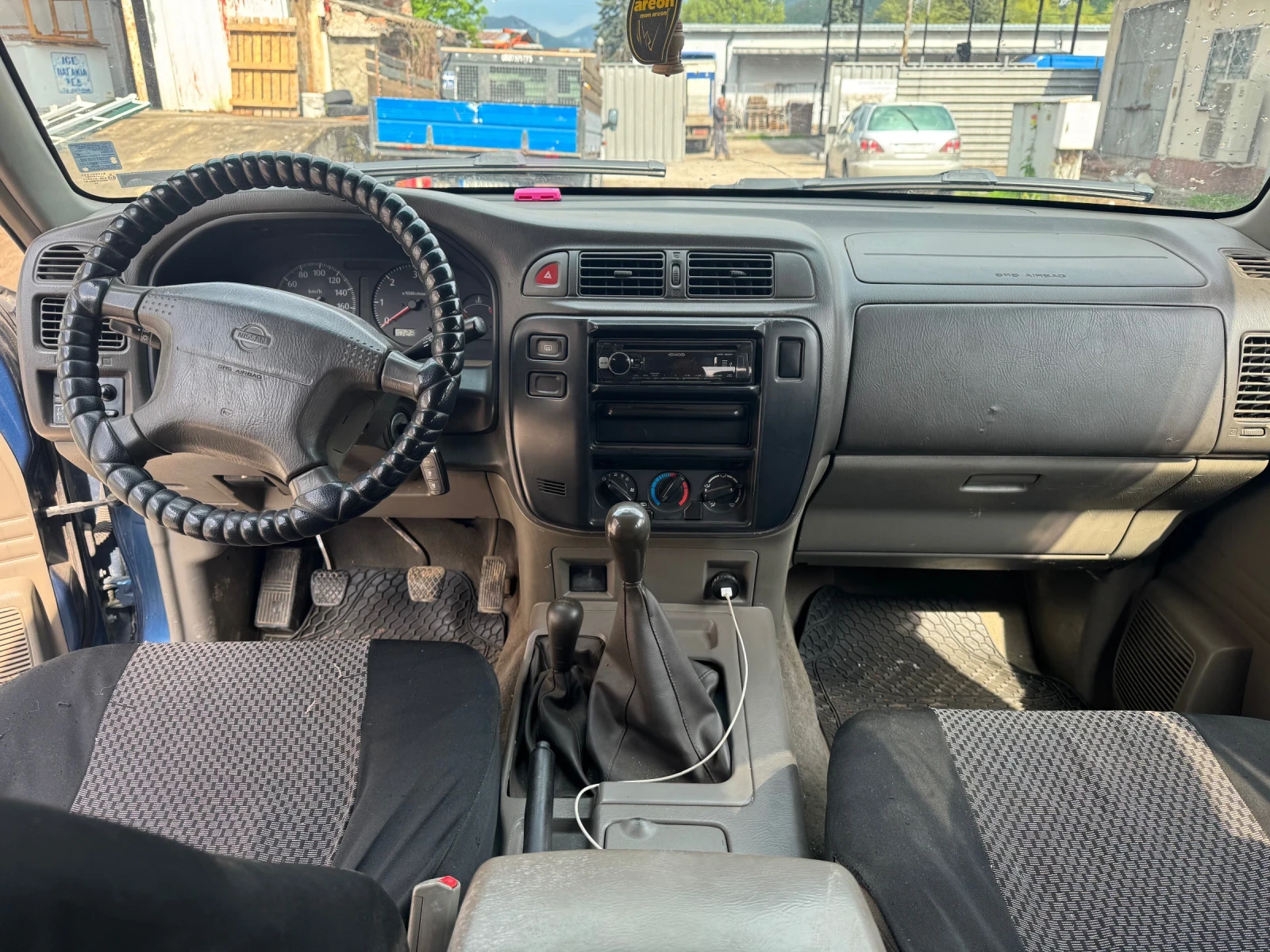 Nissan Patrol GR, снимка 14 - Автомобили и джипове - 54354323