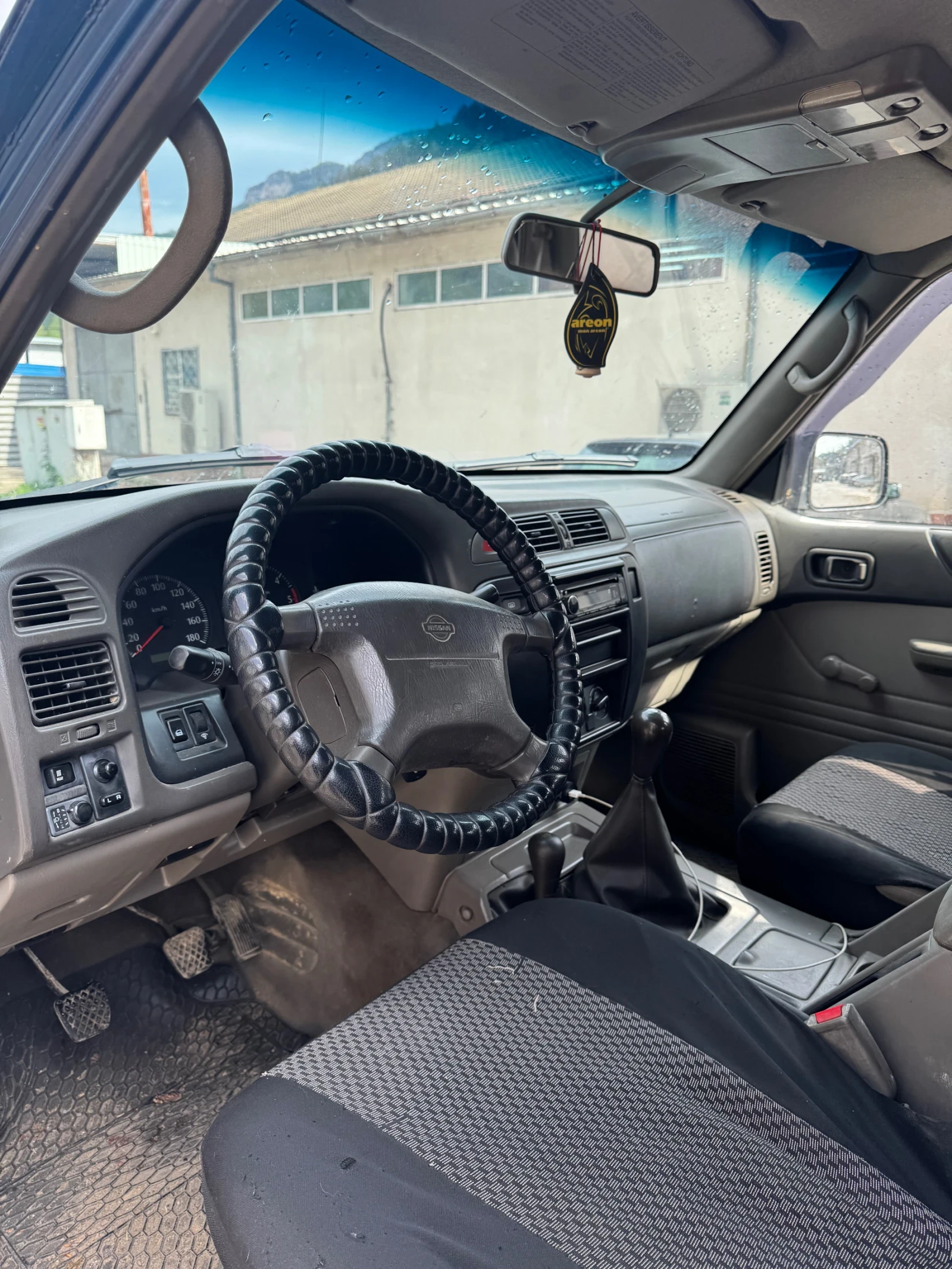 Nissan Patrol GR, снимка 13 - Автомобили и джипове - 54354323