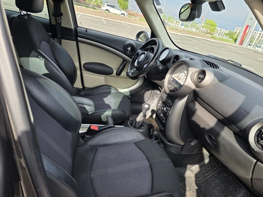 Mini Countryman 1.6D  2011г с регистрация!!, снимка 10 - Автомобили и джипове - 54382623