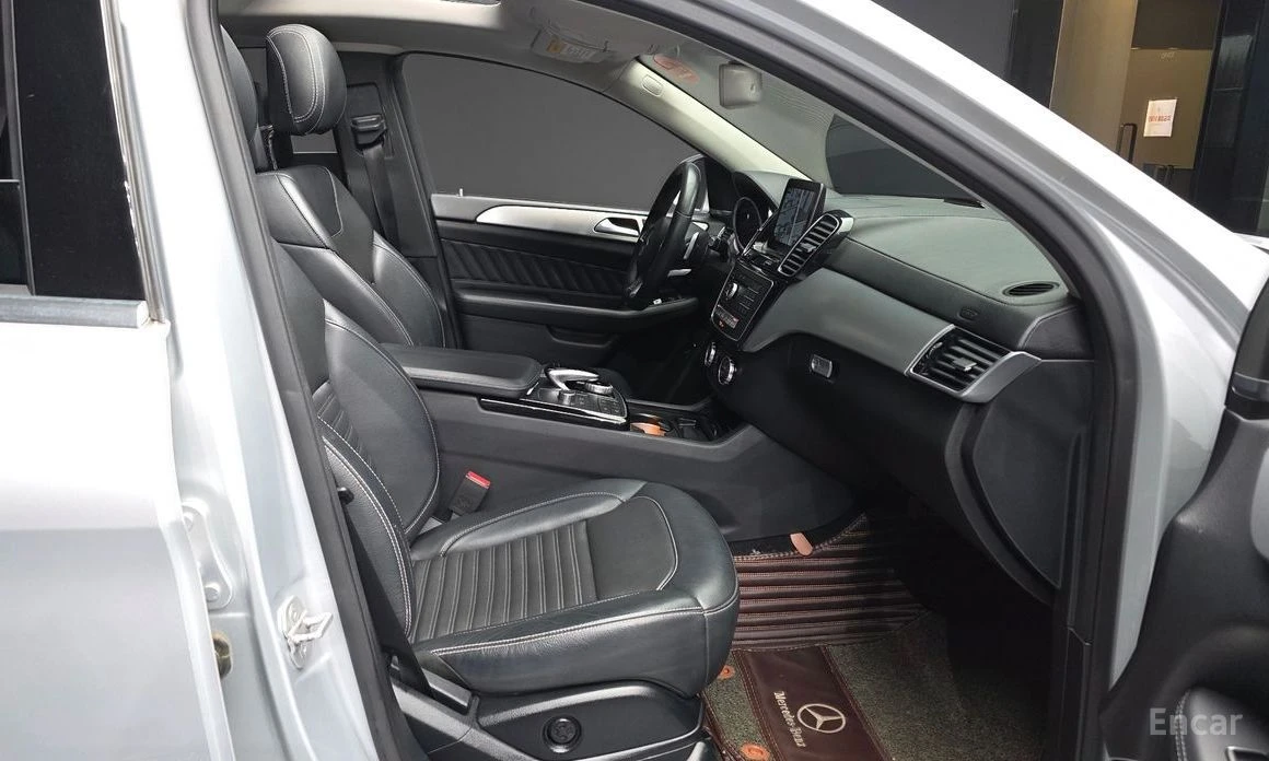Mercedes-Benz GLE Coupe, снимка 11 - Автомобили и джипове - 54431624
