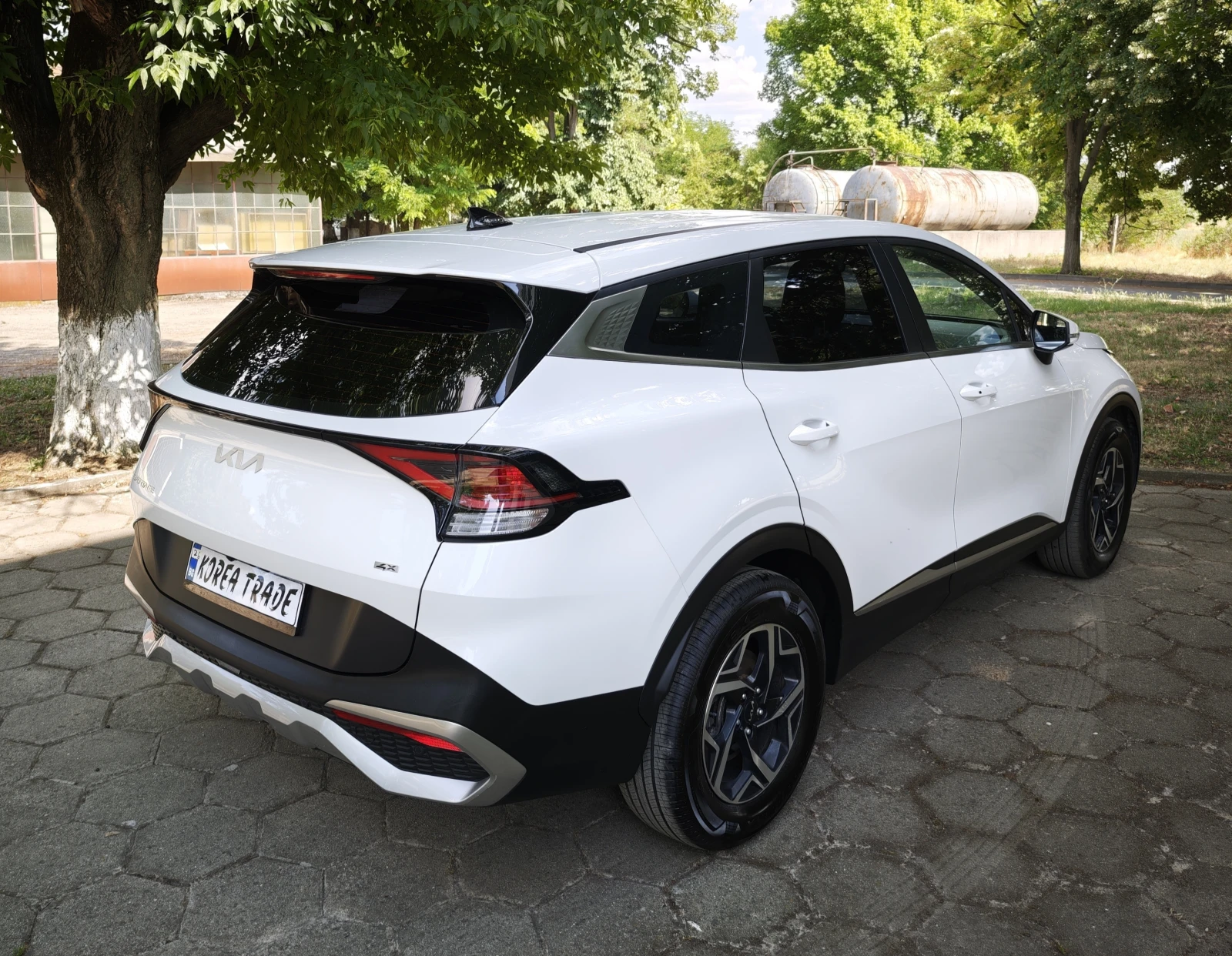 Kia Sportage 2.0 CRDI 4x4 , снимка 4 - Автомобили и джипове - 54845514