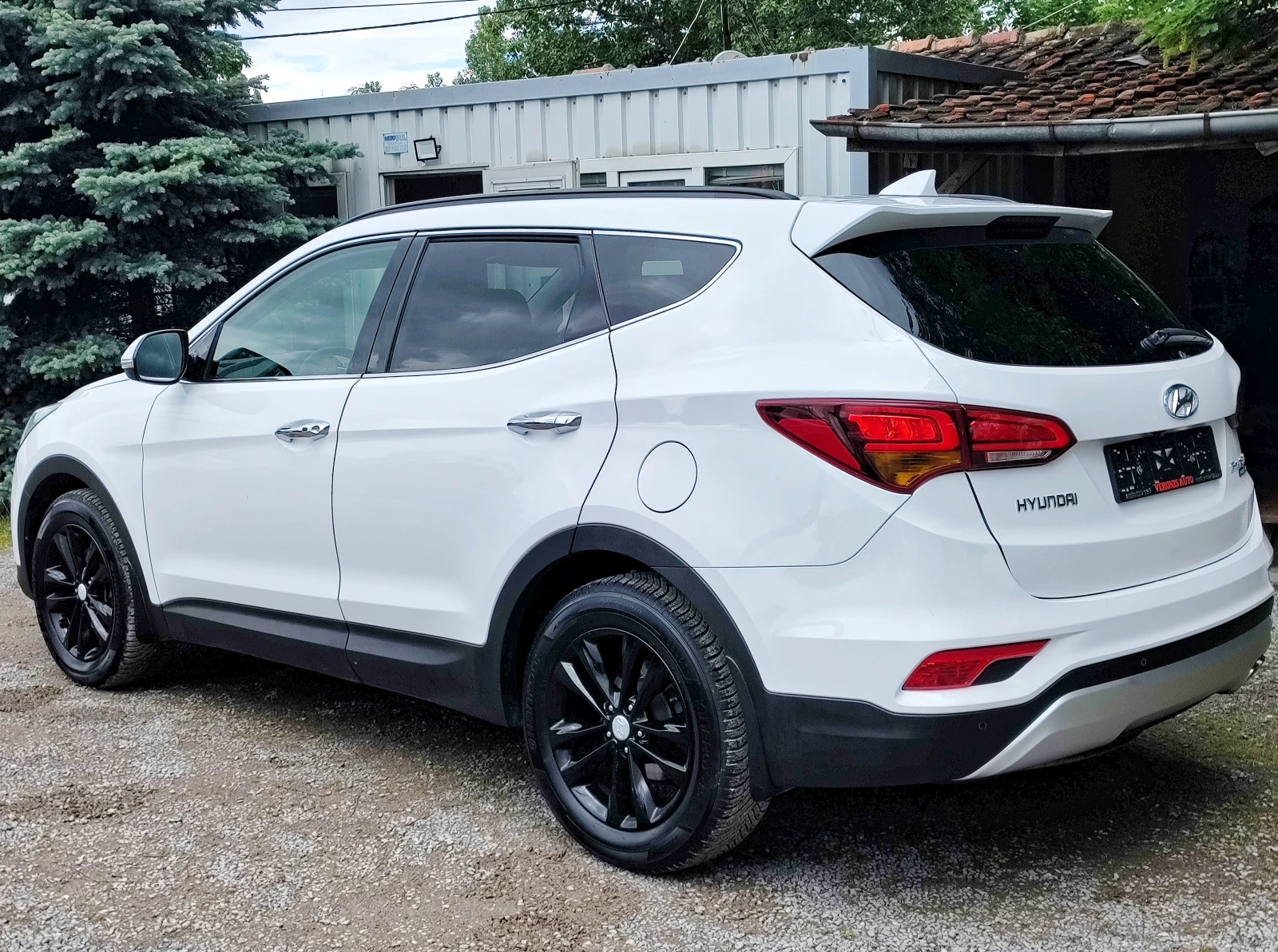 Hyundai Santa fe 2.2D 200hp 4x4 FACELIFT/PANORAMA/KEYLESS/NAVI/LED, снимка 6 - Автомобили и джипове - 54656266