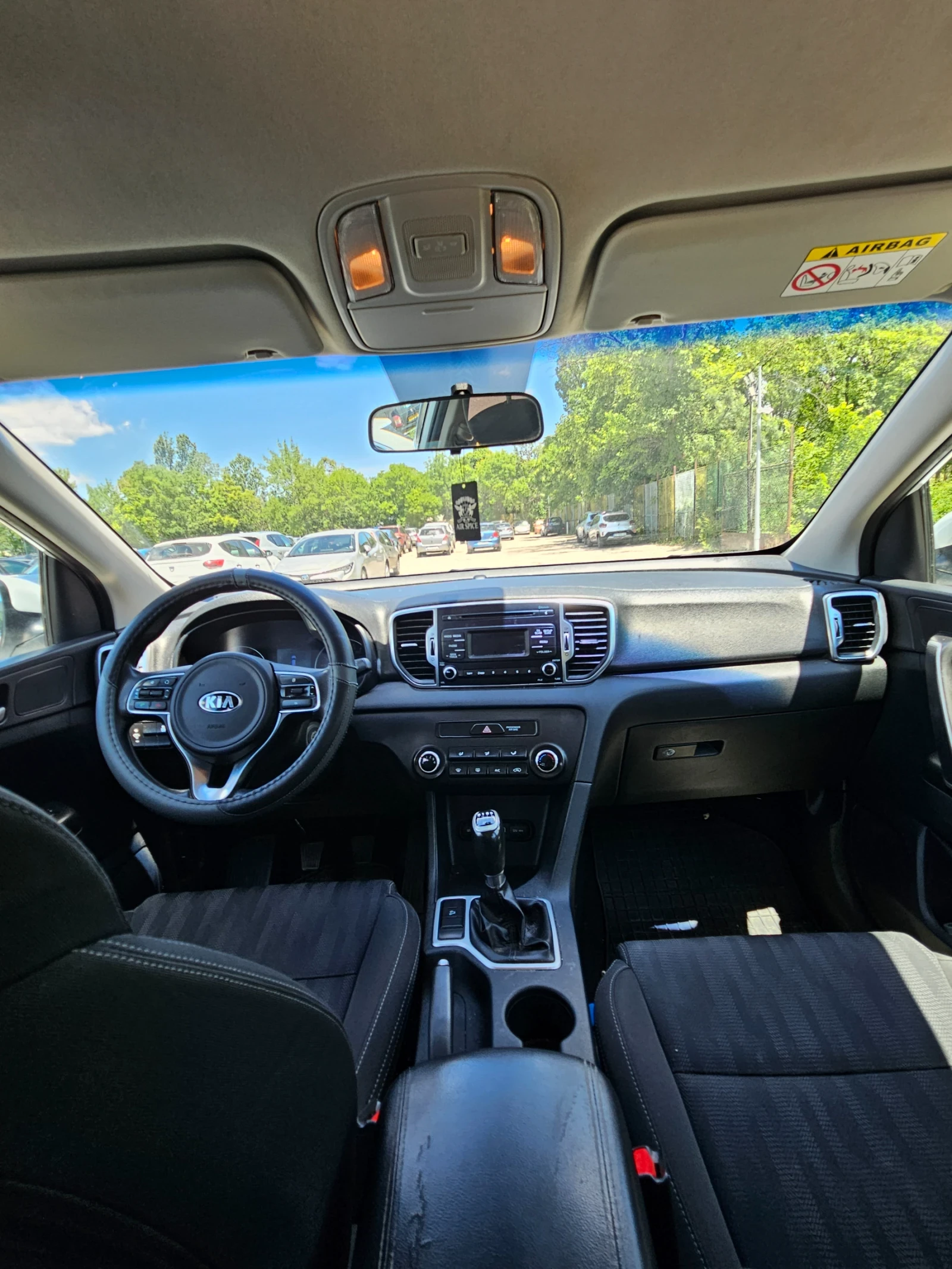 Kia Sportage 1.6, снимка 6 - Автомобили и джипове - 54713813