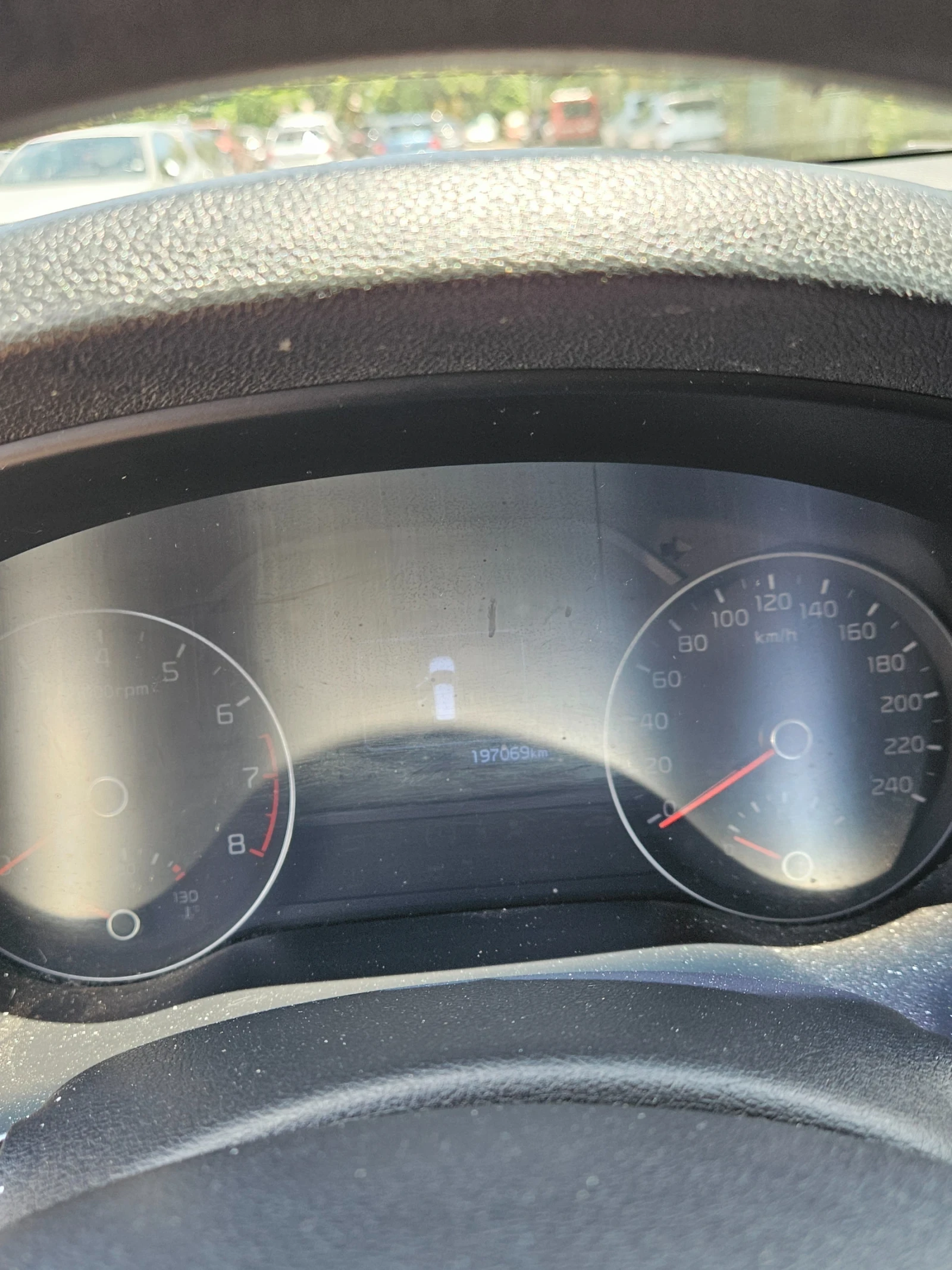 Kia Sportage 1.6, снимка 10 - Автомобили и джипове - 54713813