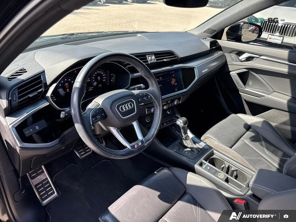 Audi Q3 QUATTRO* PREMIUM PLUS* АвтоКредит(ЦЕНА ДО БГ), снимка 10 - Автомобили и джипове - 54790426