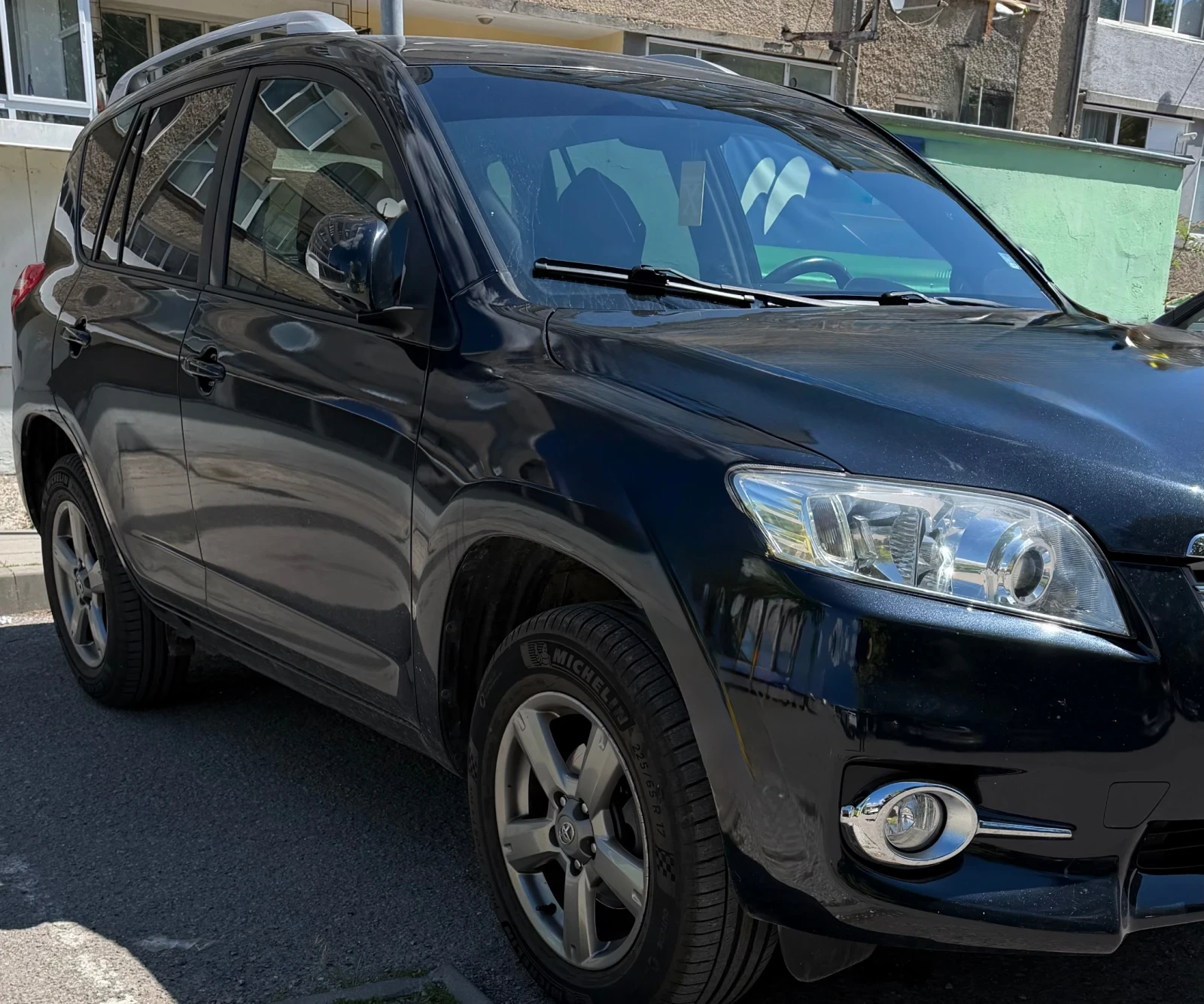 Toyota Rav4 2.2 D4D, снимка 2 - Автомобили и джипове - 54797644