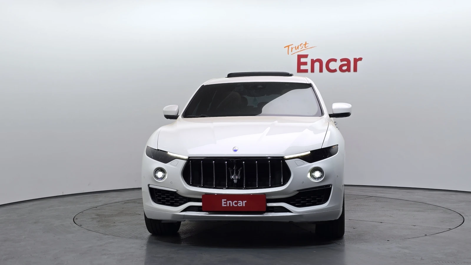 Maserati Levante 3.0D* V6* Q4* AT, снимка 2 - Автомобили и джипове - 54874610