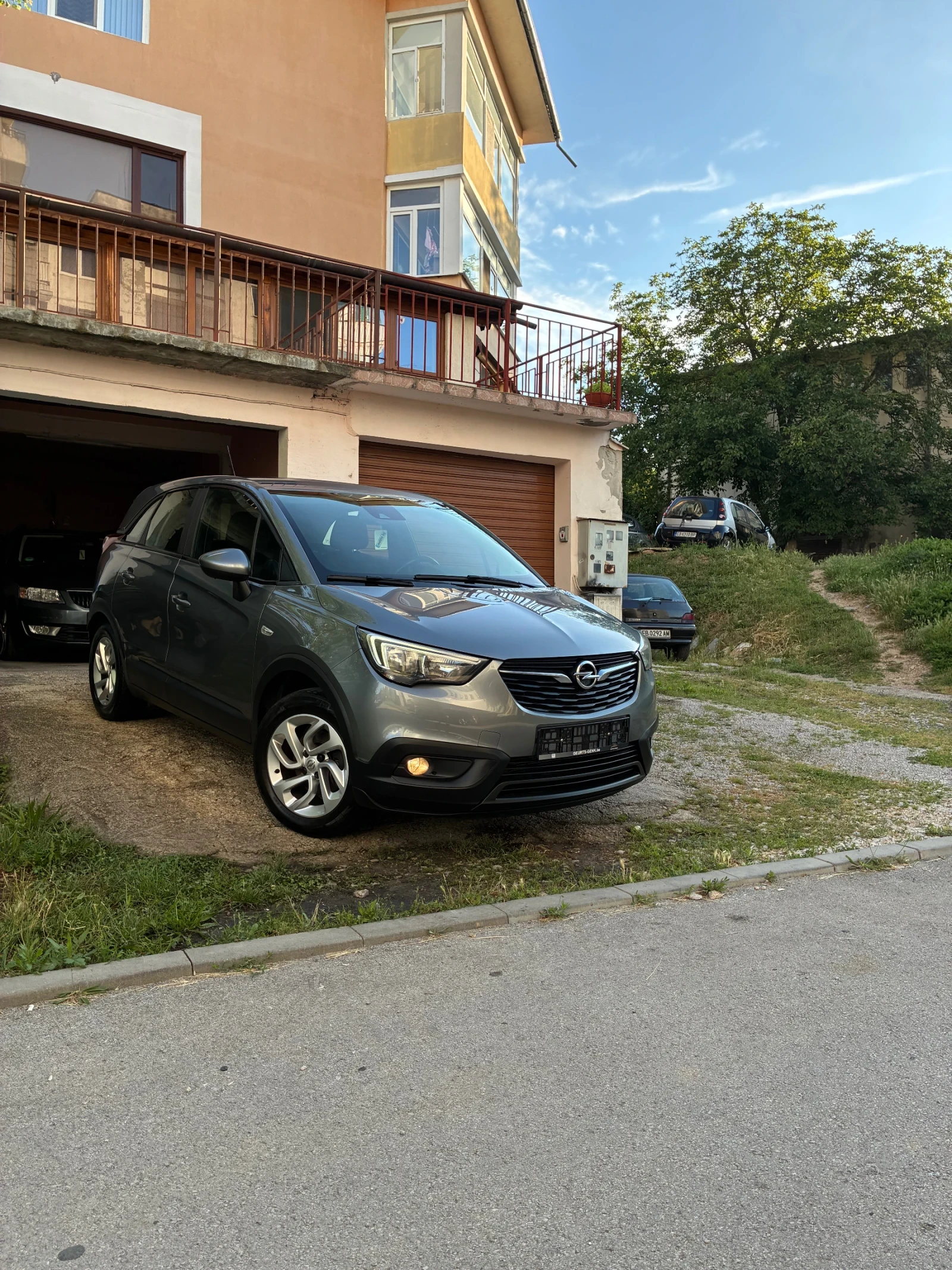 Opel Crossland X 1.2i/turbo, снимка 15 - Автомобили и джипове - 54936565