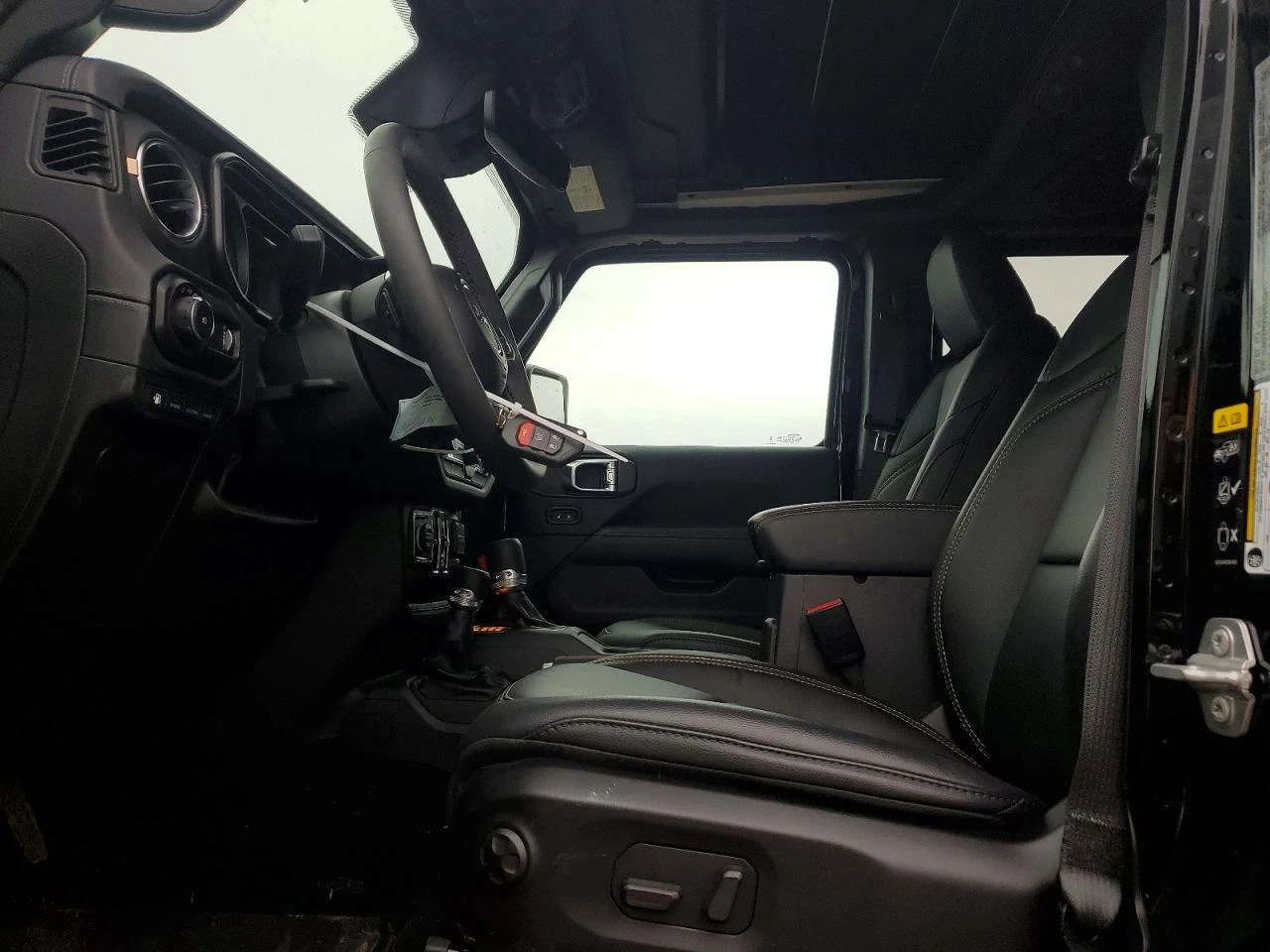 Jeep Wrangler 4XE* SAHARA* ГОЛЯМА НАВИГАЦИЯ* ЛИЗИНГ, снимка 7 - Автомобили и джипове - 55033746
