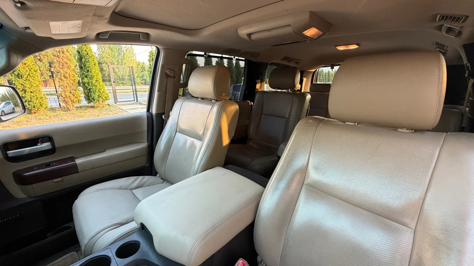 Toyota Sequoia, снимка 9 - Автомобили и джипове - 55999303
