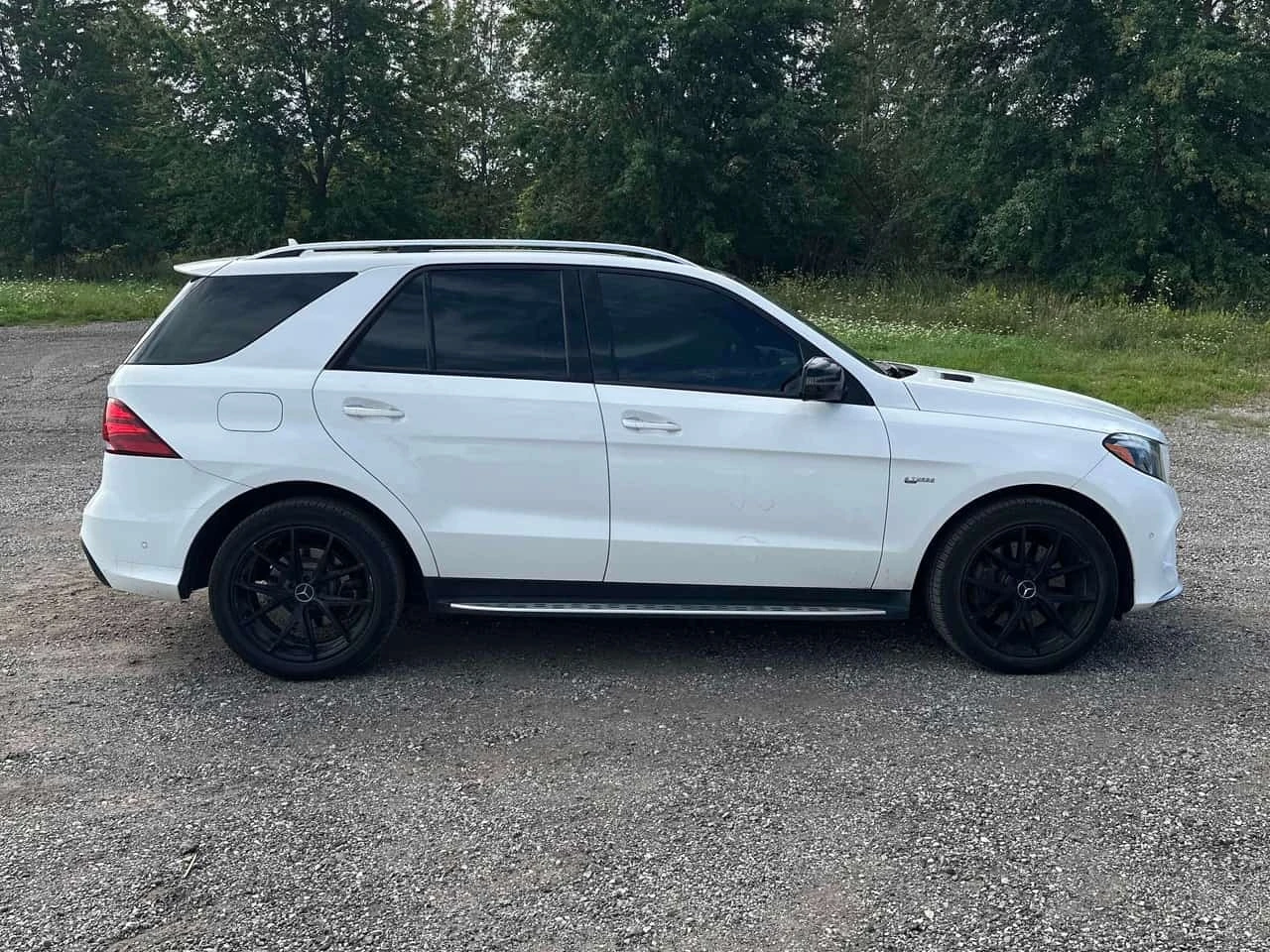 Mercedes-Benz GLE 43 AMG 4MATIC | CARFAX | АВТОКРЕДИТ БЕЗ ПЪРВОНАЧАЛНА, снимка 5 - Автомобили и джипове - 56239003