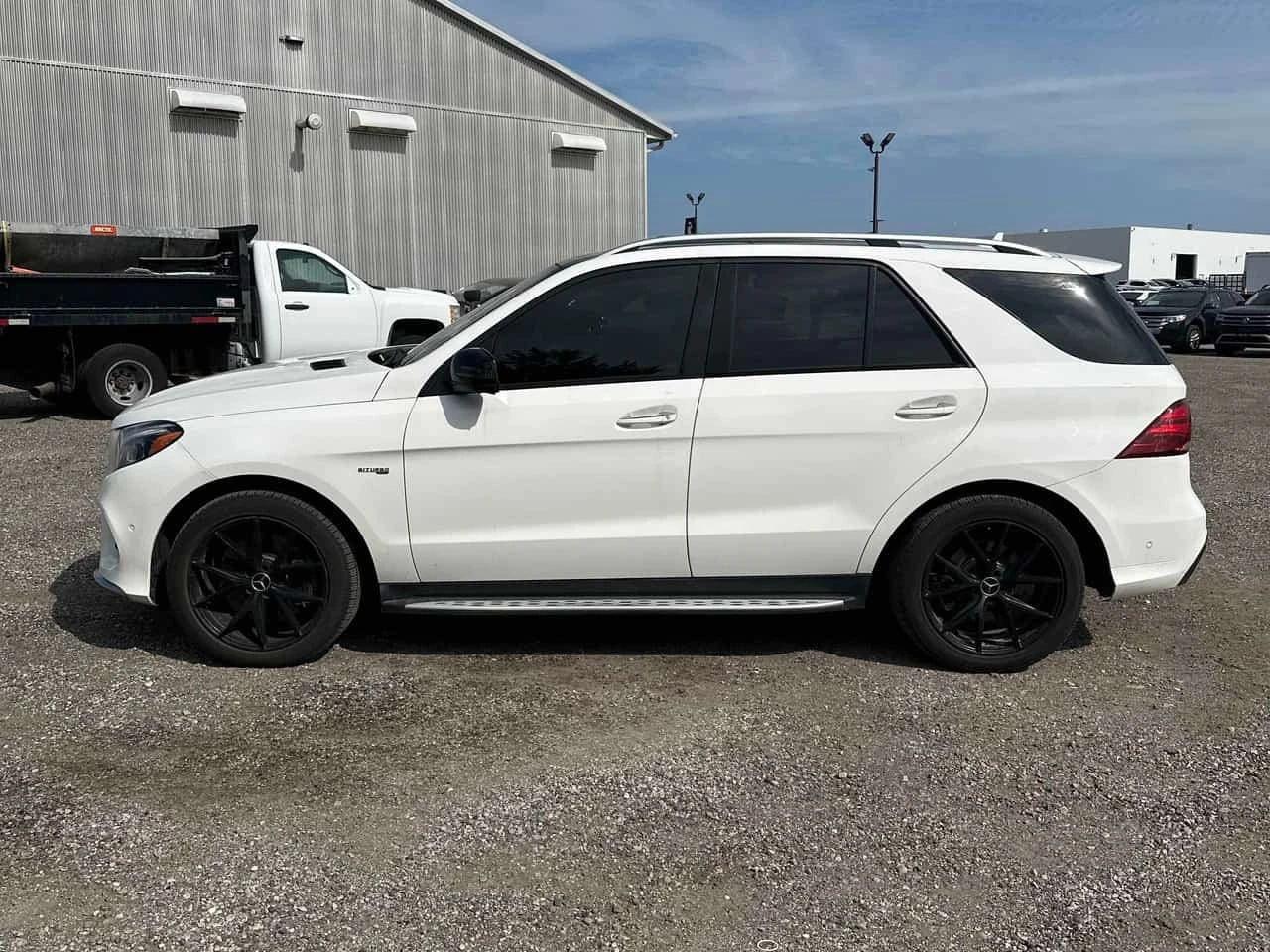 Mercedes-Benz GLE 43 AMG 4MATIC | CARFAX | АВТОКРЕДИТ БЕЗ ПЪРВОНАЧАЛНА, снимка 4 - Автомобили и джипове - 56239003