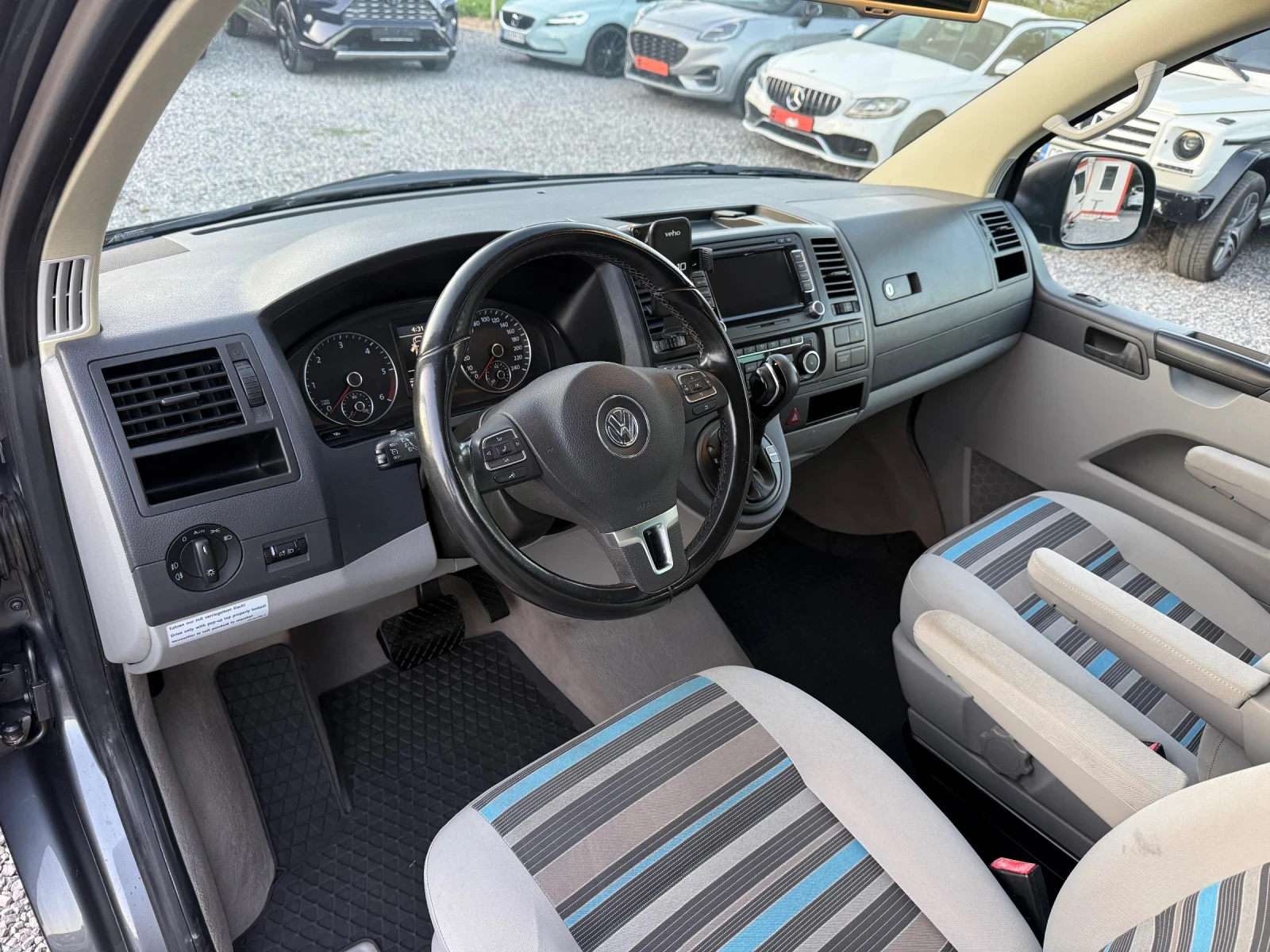 VW California Face 2.0 TDI (180 кс)4x4/DSG/6+ 1/94 000km/EU5, снимка 9 - Бусове и автобуси - 55630937