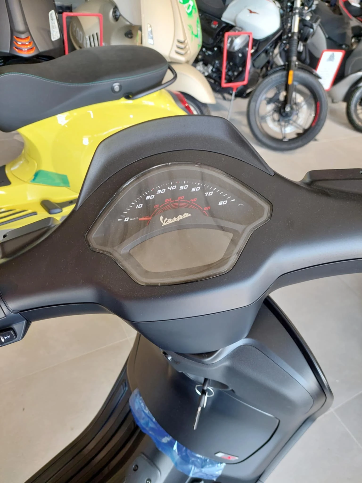 Vespa Sprint S - изображение 5