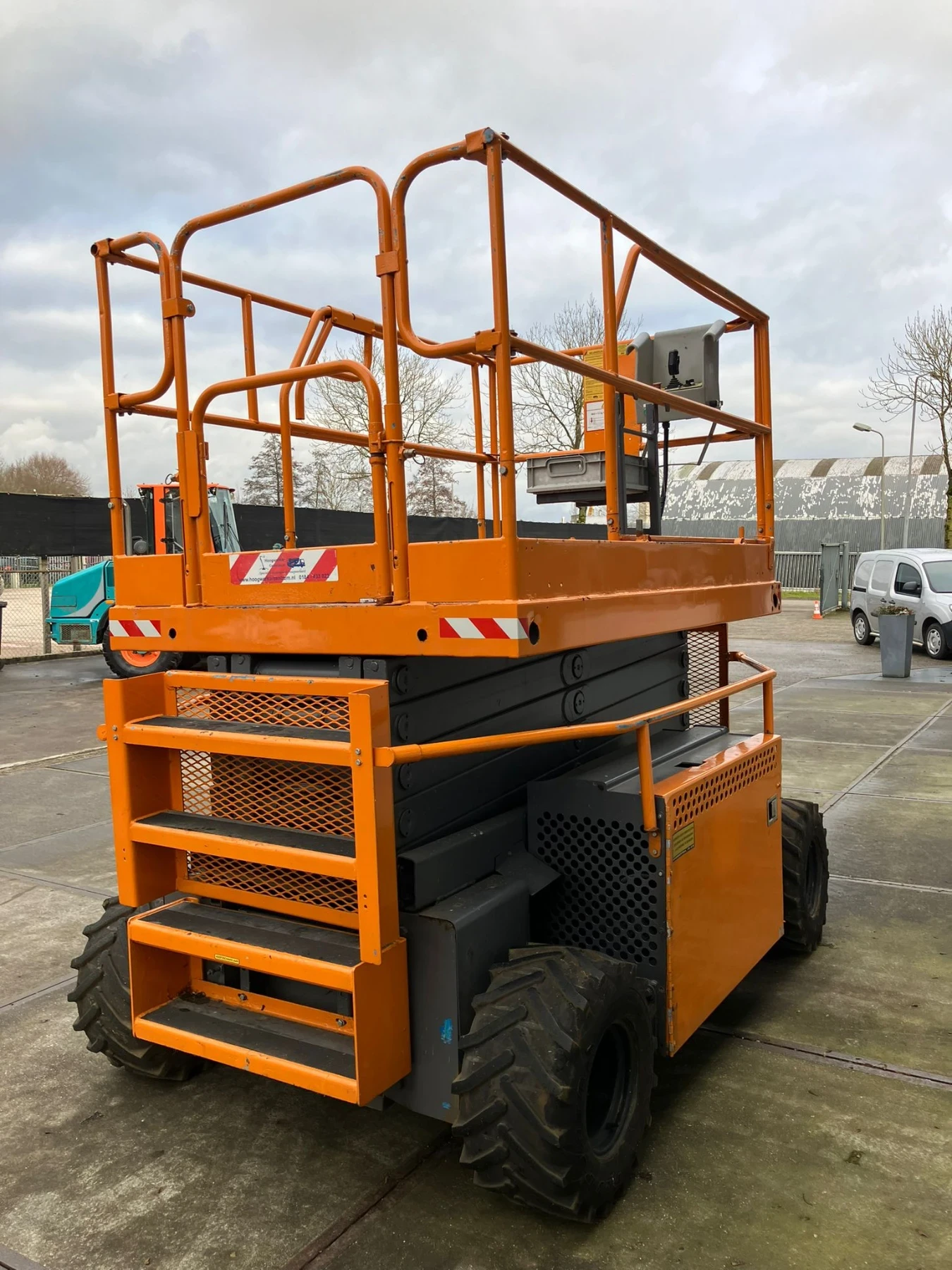 Автовишка Друга марка, снимка 4 - Индустриална техника - 54217781