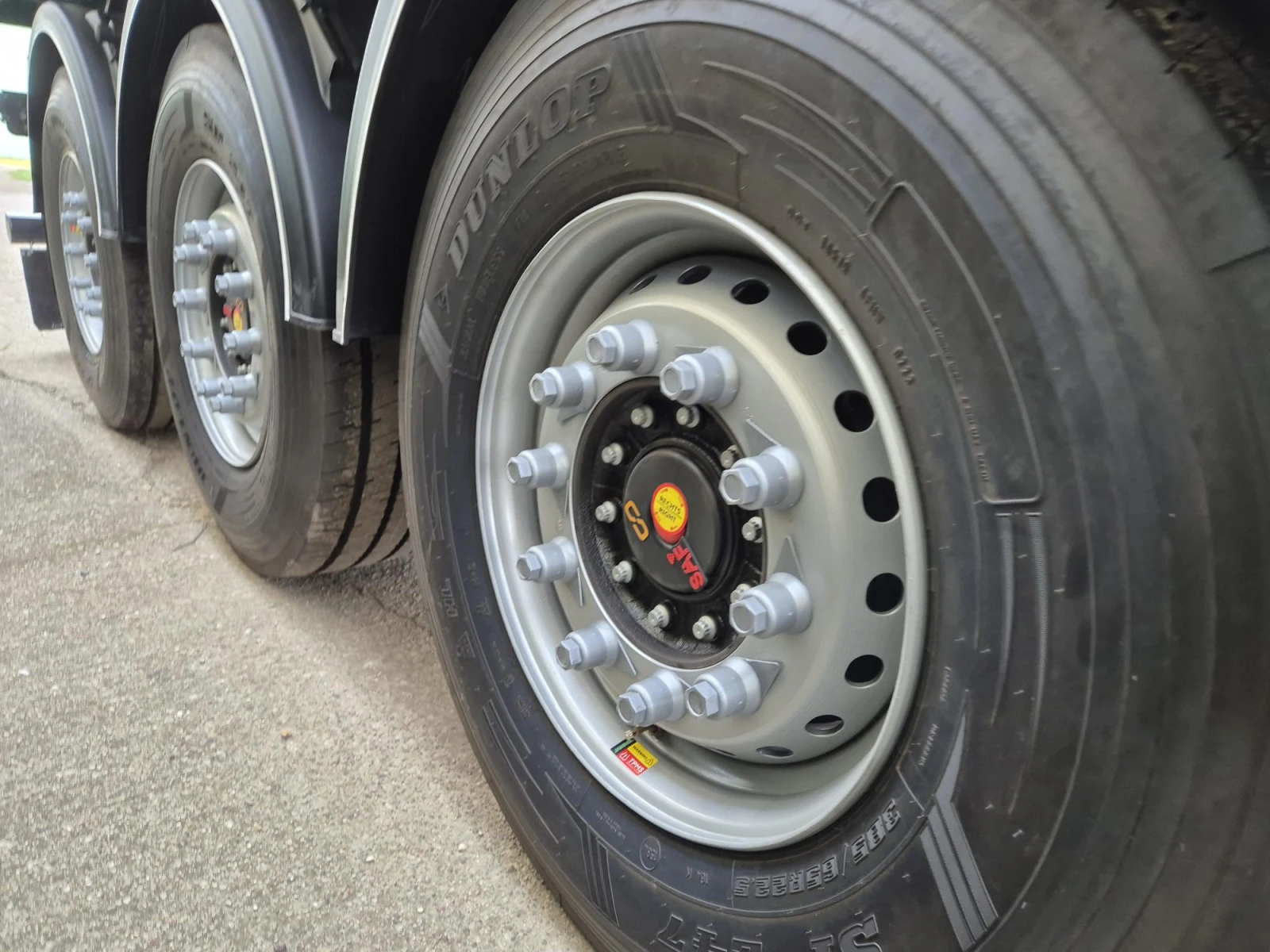   JANMIL | Mobile.bg   8