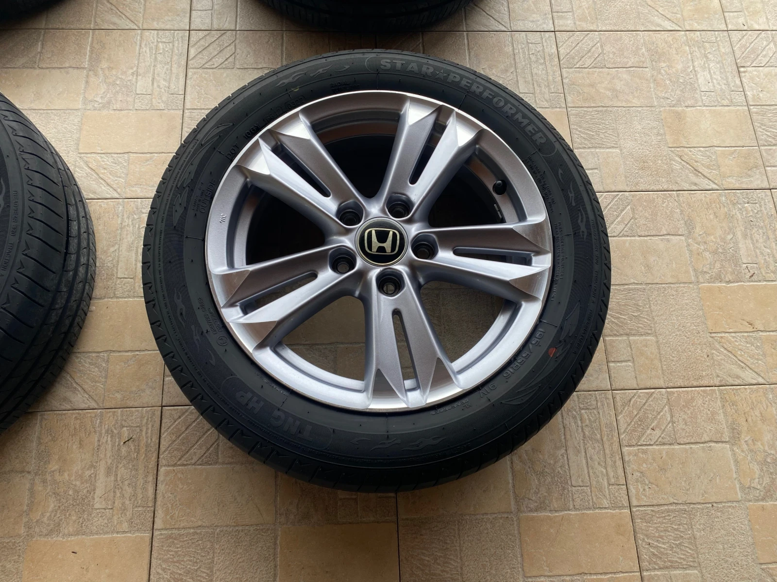    195/55R16  Honda Civic | Mobile.bg   3
