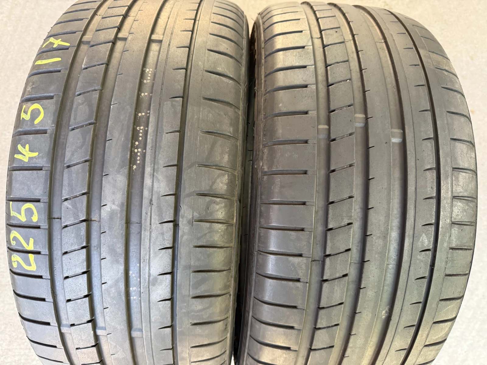 Гуми Летни 225/45R17, снимка 4 - Гуми и джанти - 55152523