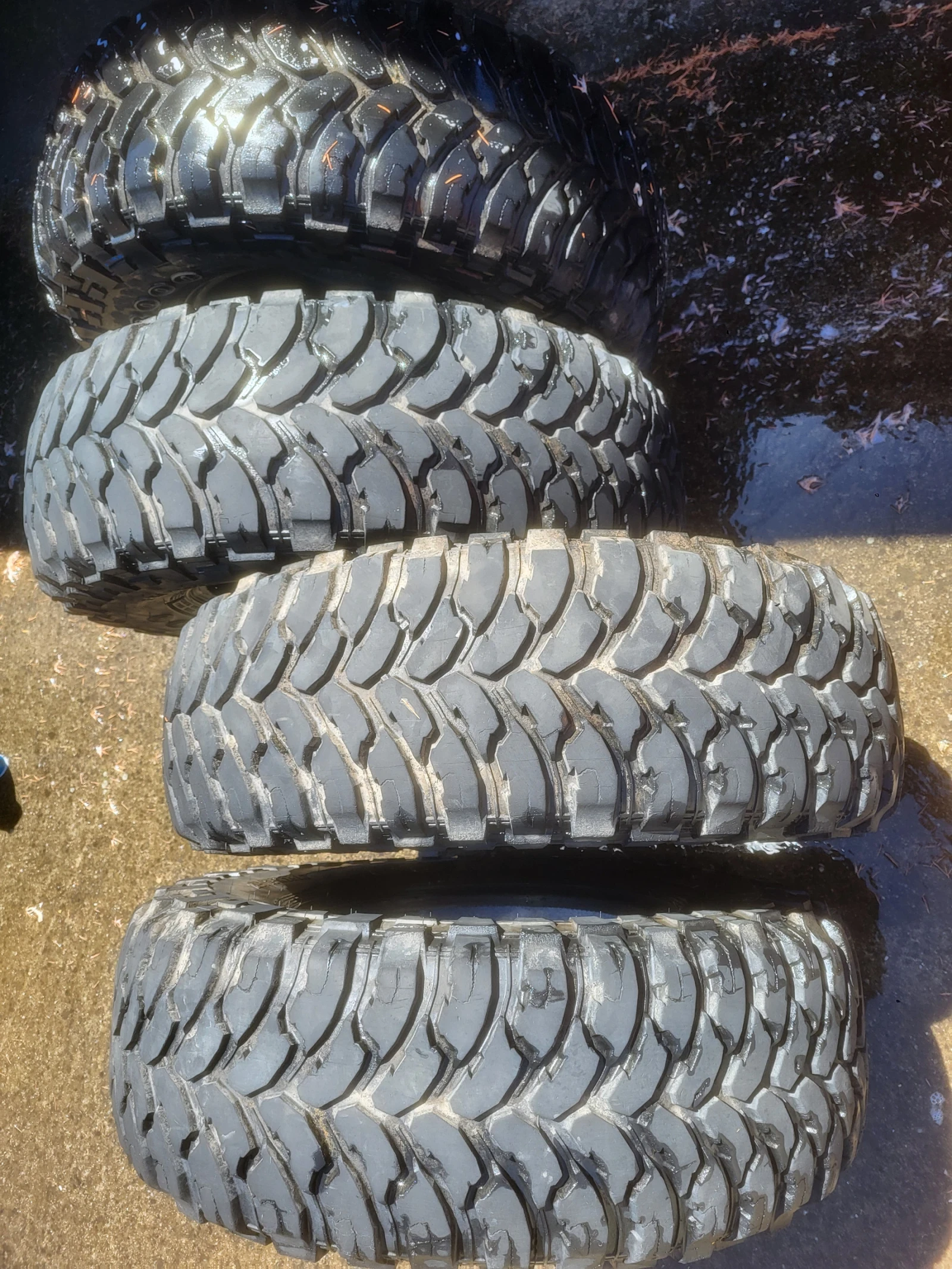 Гуми Всесезонни 285/75R16, снимка 2 - Гуми и джанти - 55157716