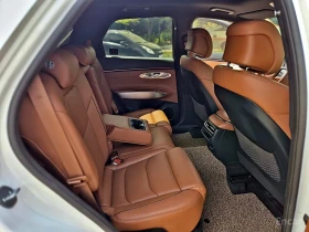 Genesis GV70 AWD Luxury /360 / HUD / Panorama / CarPlay , снимка 11