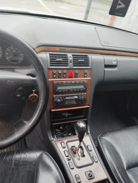 Mercedes-Benz E 240, снимка 8