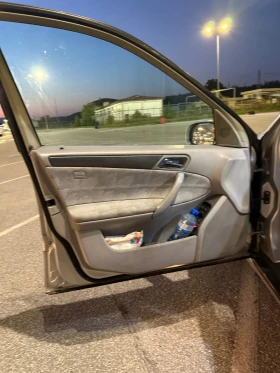 Mercedes-Benz C 200 C200/220 | Mobile.bg    7