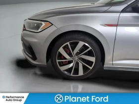 VW Jetta GLI/2.0T/DSG/ОБДУХВАНЕ/ПАНО/CARFAX | Auto.bg — изображение 4