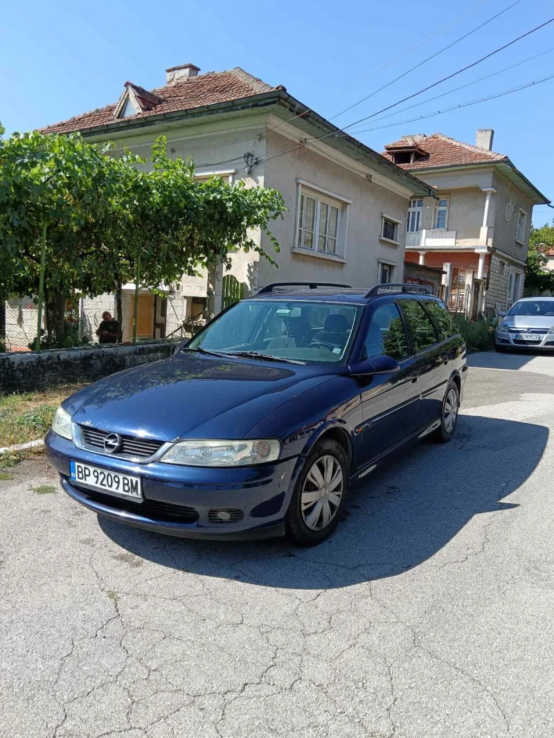 Opel Vectra 1.6, снимка 9 - Автомобили и джипове - 48175278