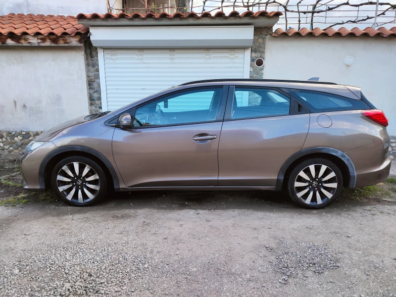 Honda Civic Tourer, снимка 3 - Автомобили и джипове - 52579182
