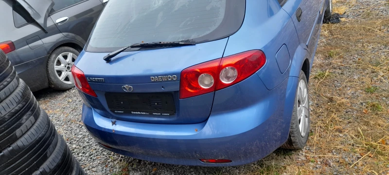 Chevrolet Lacetti 1.4i, снимка 9 - Автомобили и джипове - 51593498