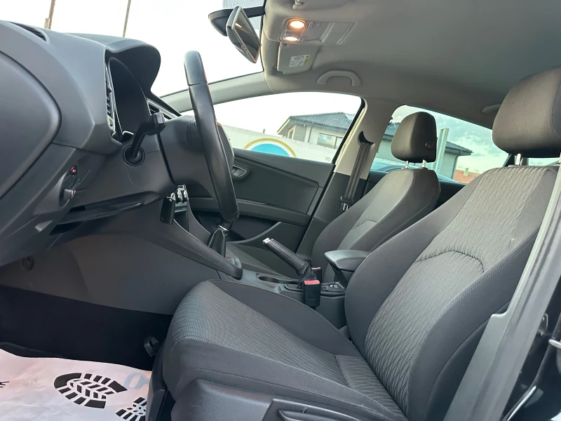 Seat Leon 1.6TDI 6-скор.Нави! Лед! Перфектен!!!, снимка 9 - Автомобили и джипове - 51725734