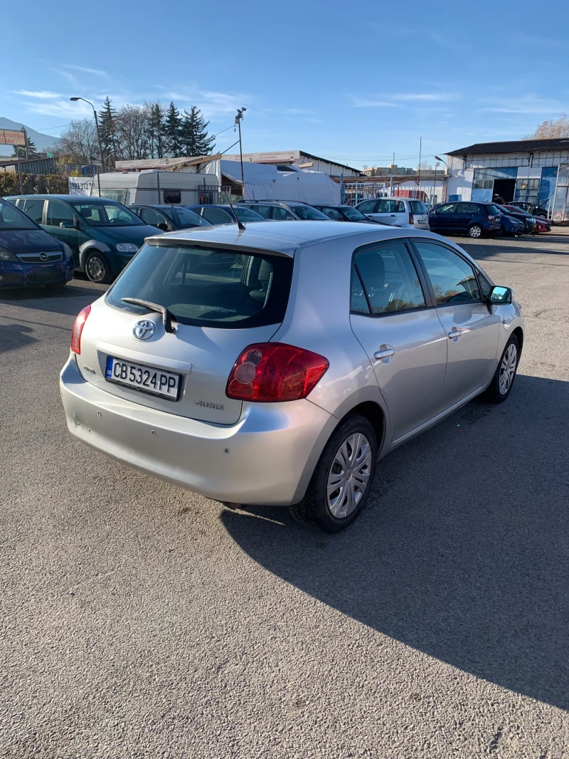 Toyota Auris 2.0 D4D, снимка 3 - Автомобили и джипове - 52529864
