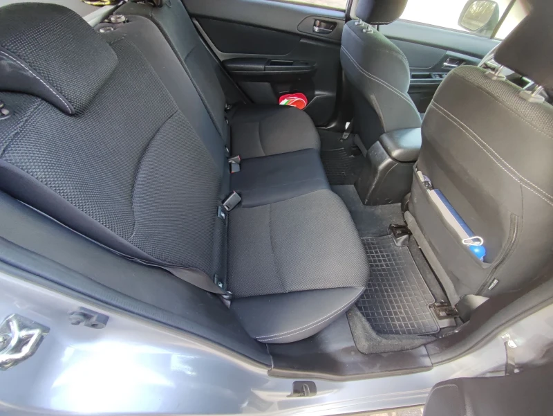 Subaru XV XV, снимка 12 - Автомобили и джипове - 52790817