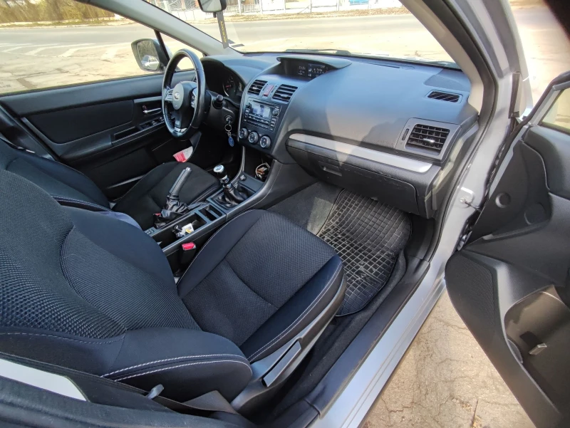 Subaru XV XV, снимка 8 - Автомобили и джипове - 52790817