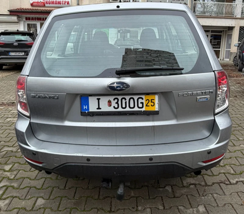Subaru Forester 2.0, снимка 6 - Автомобили и джипове - 52876554