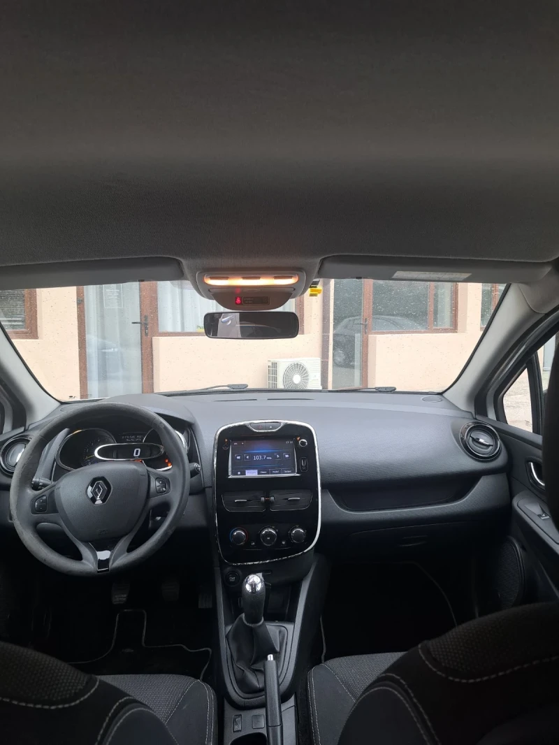 Renault Clio 1.5 DCI NAVI Evro5, снимка 12 - Автомобили и джипове - 53034926