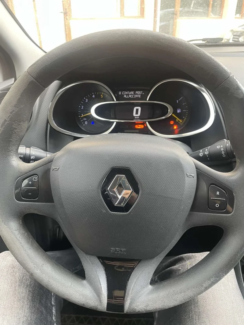 Renault Clio 1.5 DCI NAVI Evro5, снимка 11 - Автомобили и джипове - 53034926