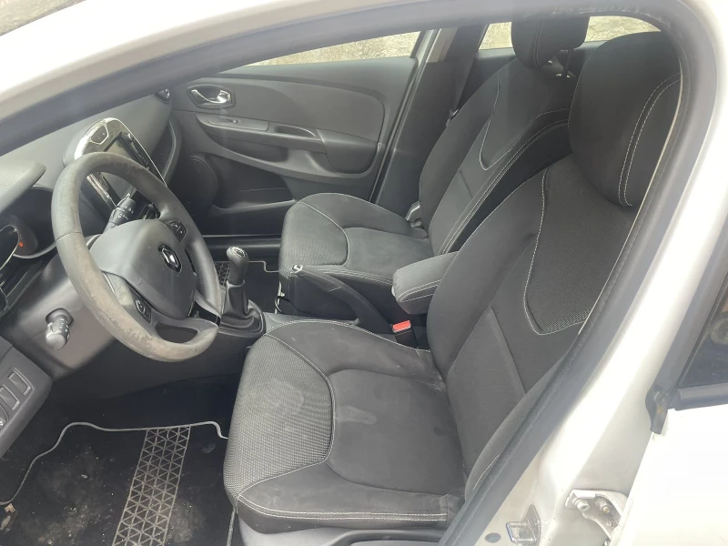 Renault Clio 1.5 DCI NAVI Evro5, снимка 6 - Автомобили и джипове - 53034926