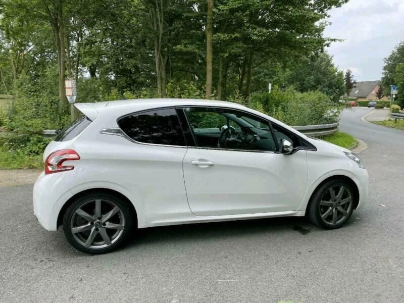 Peugeot 208 НА ЧАСТИ 1.6 БЕНЗИН - изображение 6