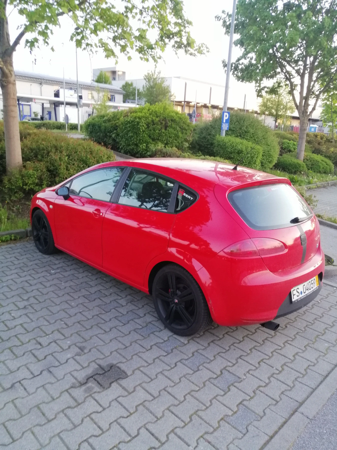 Seat Leon Stylance 1.6i FR - изображение 2